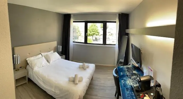 **  Hotel Dupleix - Hyper Centre - Parking Et Garage Gratuit Quimper Francia