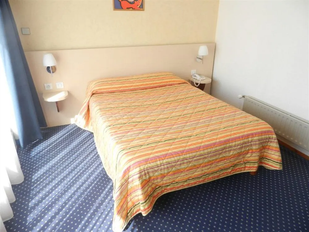 Hotel Dupleix - Hyper Centre - Parking Et Garage Gratuit Quimper